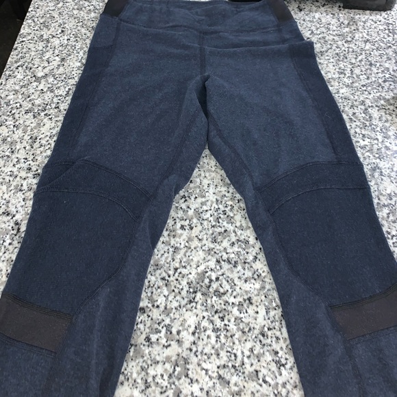 Lululemon leggings - Picture 4 of 6